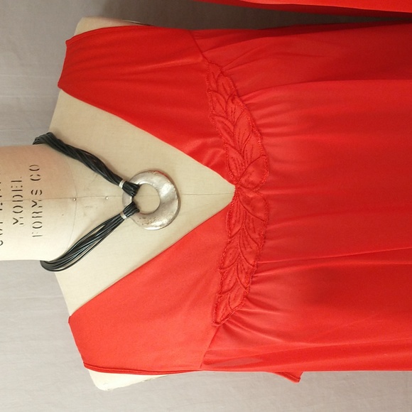 NWT Vintage Nightgown & Robe Vassarette Bright Red Made in USA Matching Set - Picture 2 of 12